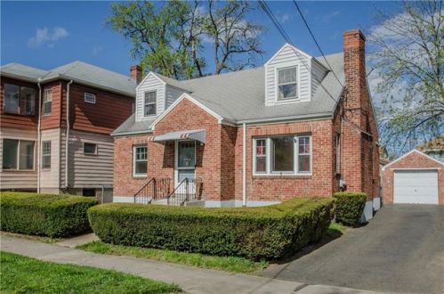 26 Dover St, Hartford CT  06114-3009 exterior