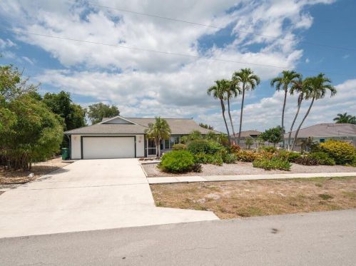 2060 Sheffield Ave, Marco Island, FL 34145-6701