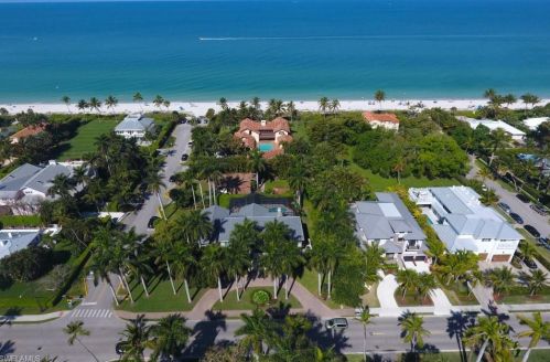 59 9th Ave, Naples, FL 34102-6844