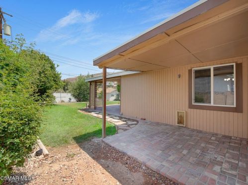 792 Wishard Ave, Simi Valley CA  93065-5676 exterior