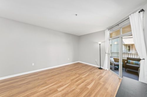 1501 Front St, San Diego CA  92101-2973 exterior