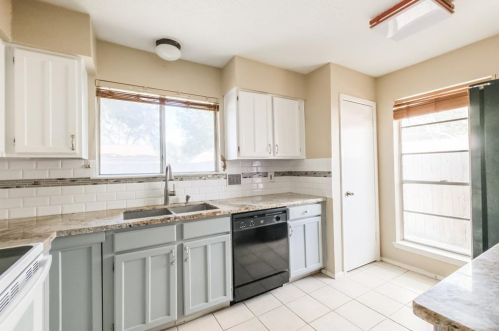 6726 Grant Dr, Richmond TX  77469-5953 exterior