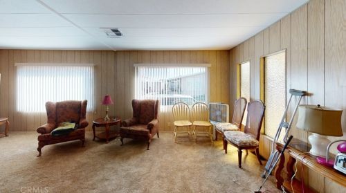 16222 Monterey Ln, Huntington Beach CA  92649-2276 exterior