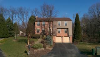3084 Navajo Ct, Gibsonia, PA 15044-8280