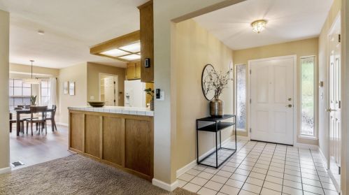 1510 Sutter Creek Dr, Folsom CA  95762-4060 exterior