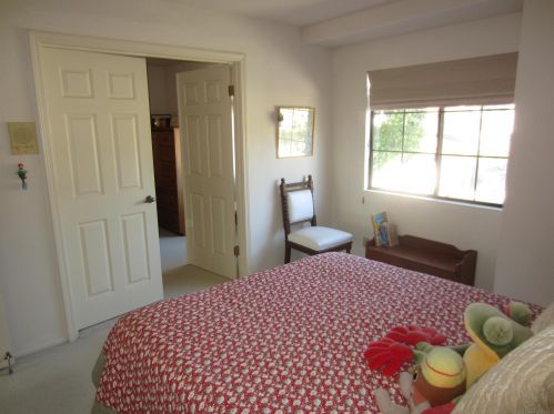 4085 Caminito Terviso, San Diego CA  92122-1991 exterior
