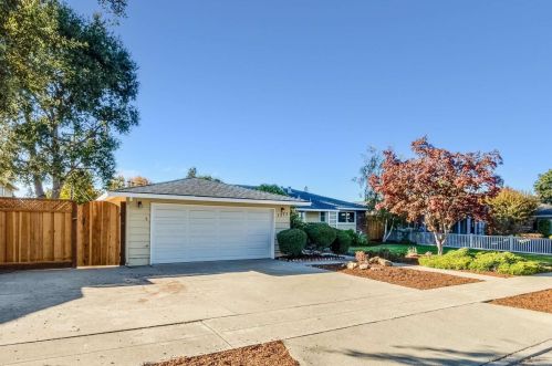 1277 Mandarin Dr, Sunnyvale, CA 94087-2028