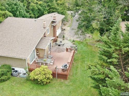 205 Broad Ave, Englewood, NJ 07631-4351
