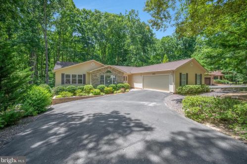 1011 Eastover Pkwy, Locust Grove VA  22508-5170 exterior