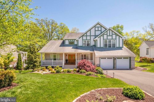 160 Manor Dr, Edinburg VA  22824-3579 exterior