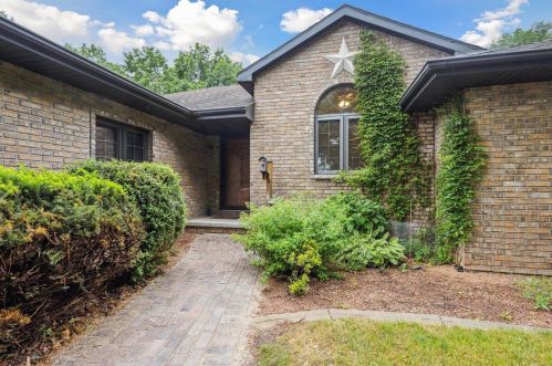250 Erie Rd, Green Bay, WI 54311-7703