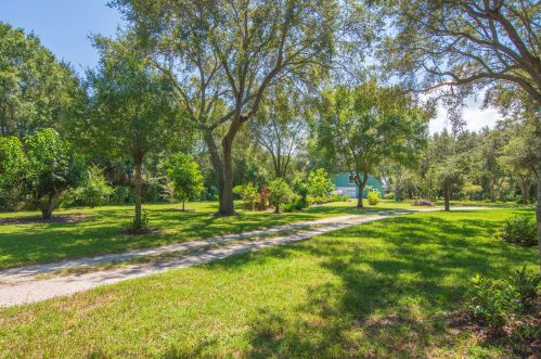 7855 66 Ave, Vero Beach FL  32968-9738 exterior