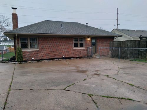 540 4th St, Franklin, OH 45005-2306