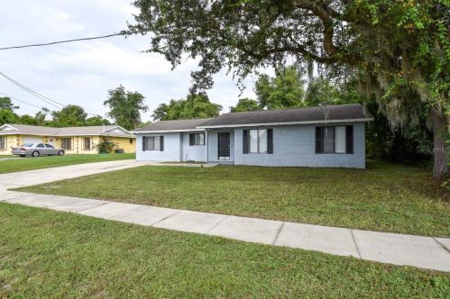 2755 Candler Dr, Deltona, FL 32725-9672