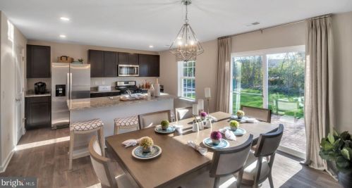 179 Winifred Dr, Hanover PA  17331 exterior