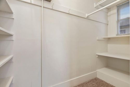 426 Lockeford St, Lodi CA 95240-2335 exterior