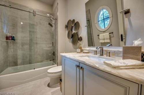 15710 Villoresi Way, Naples FL  34110-2714 exterior