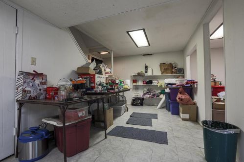 1295 White Oak Rd, Amelia OH  45102-2520 exterior