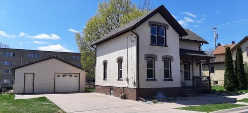 113 Cady St, Watertown, WI 53094-3724