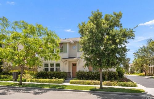 216 Compass, Irvine CA  92618-1154 exterior