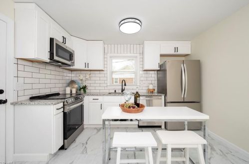 2601 Daye Dr, Greensboro NC  27406-6205 exterior