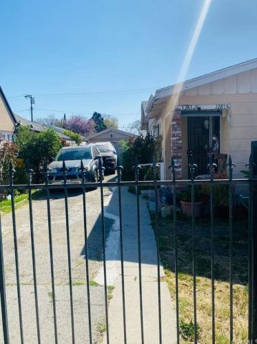 12812 Lambert Rd, Whittier, CA 90602-3217