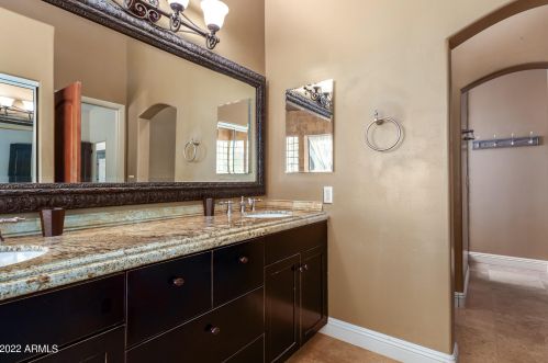 7839 Dixileta Dr, Scottsdale AZ exterior