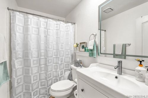 22997 Sweetbay Cir, Wildomar CA  92595-8643 exterior