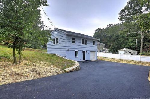 22 Leffert Rd, Bridgeport CT  06611-4950 exterior