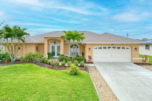 530 1st Ter, Cape Coral, FL 33990-1103