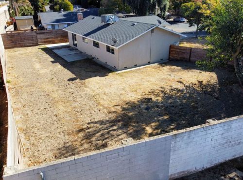 1325 Arrowhead Ct, Modesto CA  95351-1723 exterior