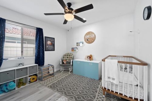 2002 Teak St, Perris CA  92570-2502 exterior