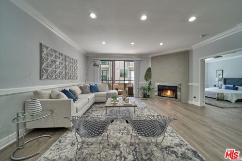 4324 Troost Ave, North Hollywood, CA 91604-2884