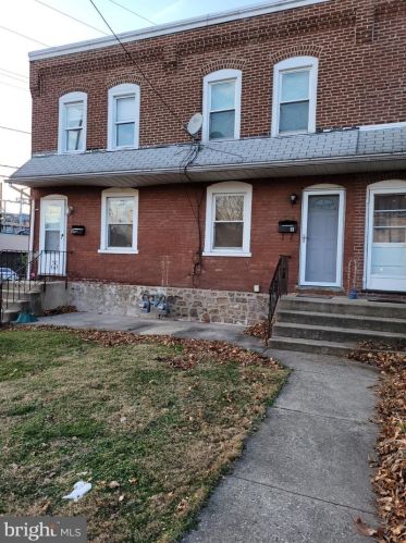 5 Orange Ave, Prospectville, PA 19002-4701