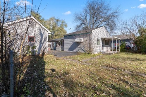 7047 Norwood Dr, Darbydale OH  43123-9643 exterior