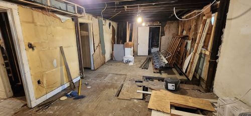 5725 Verona Rd, Verona PA  15147-3012 exterior