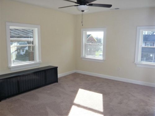 748 Beechwood Ave, Cincinnati OH  45232-1716 exterior