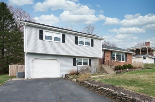 14 Seibert Dr, Terryville, CT 06786-7021