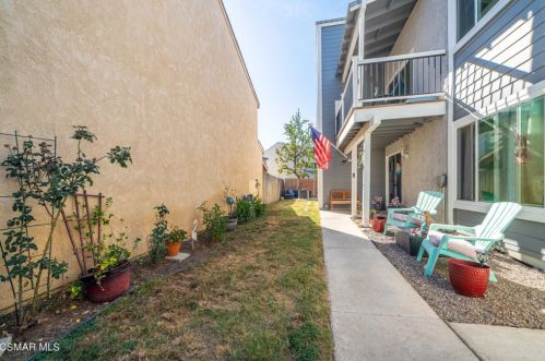 5707 Cochran St, Simi Valley, CA 93063-3554
