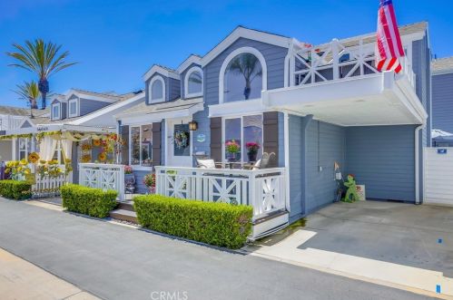 24 Bolivar St, Newport Beach CA  92663-4443 exterior