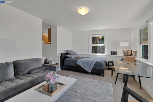 64 Panoramic Way, Berkeley CA 94704-2540 exterior