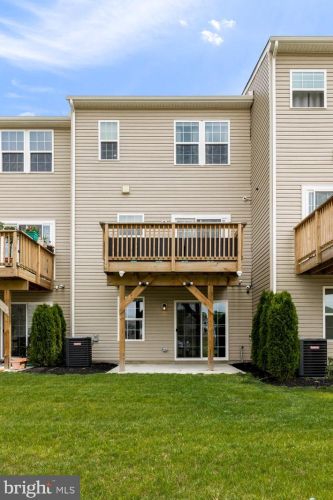 119 Nathan Dr, Riverton NJ  08077 exterior