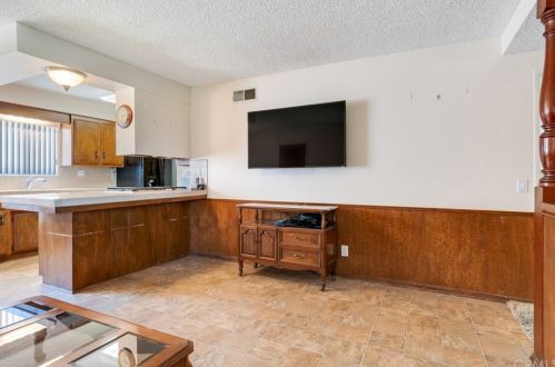 12557 Wasson Ct, Chino CA  91710-3438 exterior