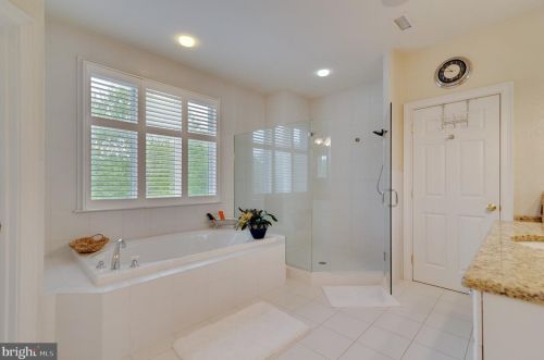 710 Daventry Way, Prospectville PA 19002-2305 exterior