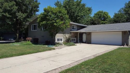 1133 Azalea Dr, Hammond, IN 46321-3608