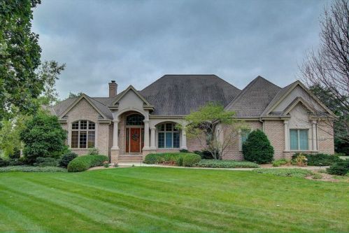 122 Legend Way, Wales, WI 53183-9539