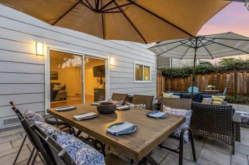 1685 Grizilo Dr, San Jose CA  95124-1920 exterior