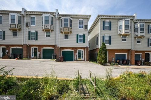 55 Mccaulley Ct, Wilmington, DE 19801-4042