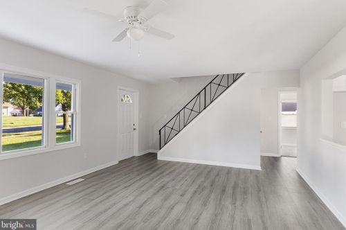 37 Holstone Ln, Willingboro NJ  08046-1817 exterior