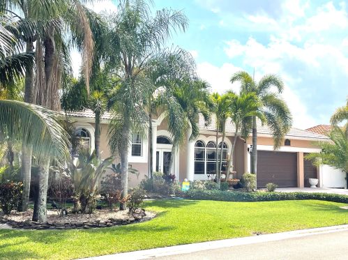 4750 Pepper Bush Ln, Boynton Beach, FL 33436-7332